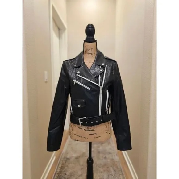 Michael Kors Black Crop Faux Leather Biker Jacket Size Small - Picture 1 of 5